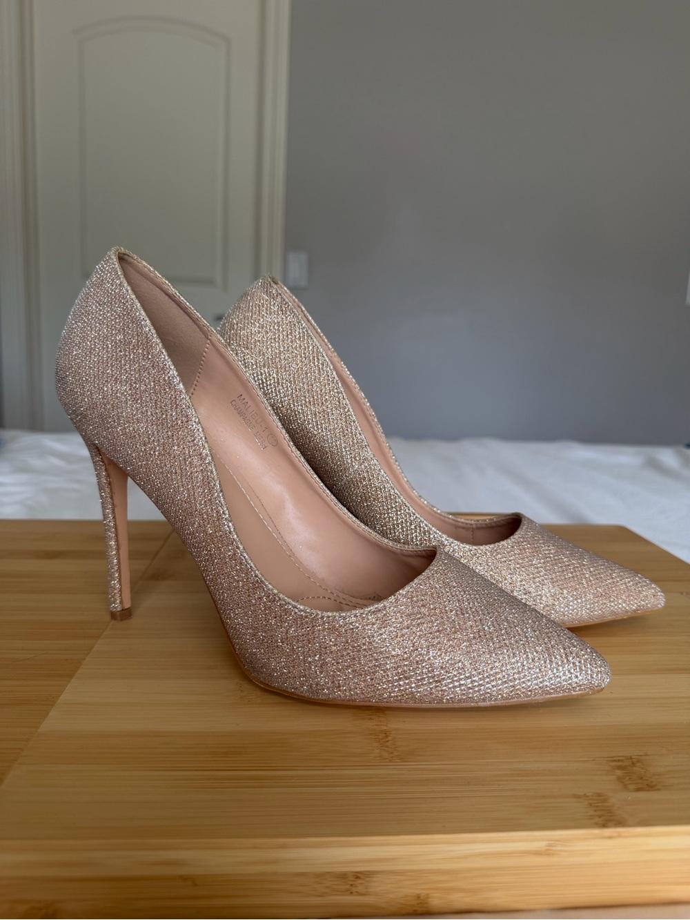 Bella Marie Glitter Gold Pointed Toe Stiletto Pumps